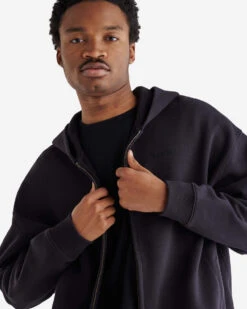 One Zip Hoodie -Cloveras Fashion Shop 27040076 001 c