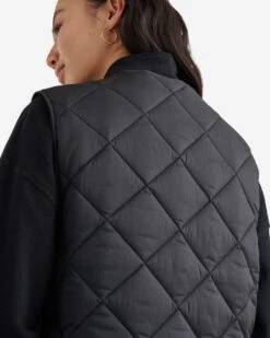 Melville Quilted Vest -Cloveras Fashion Shop 38140211 001 f