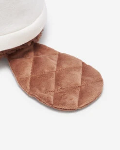 Easter Beaver Stuffie -Cloveras Fashion Shop 45040458 213 d