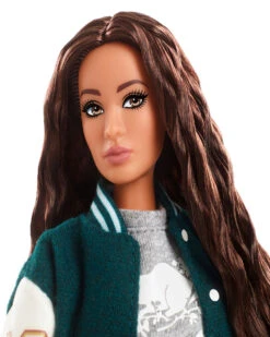 Barbie™ X Roots Doll 16 Barbie™ X Roots Doll -Cloveras Fashion Shop 45040471 Y99 g