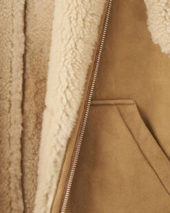 Shearling Vest -Cloveras Fashion Shop 49010047 Y24 f